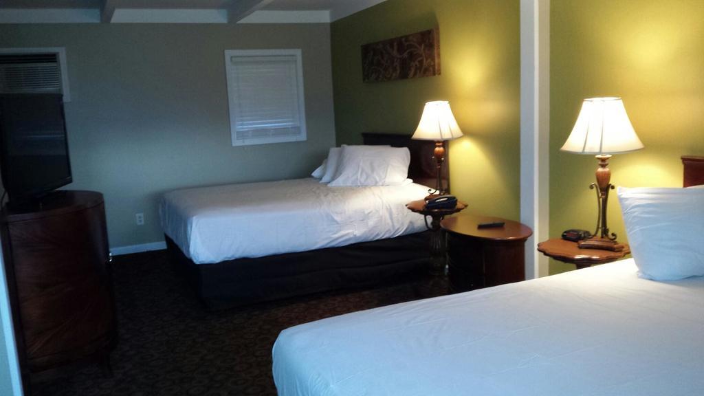 Kentucky Lake Inn Gilbertsville Extérieur photo